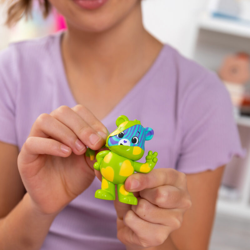 Care Bears – Peel and Reveal - US 4811